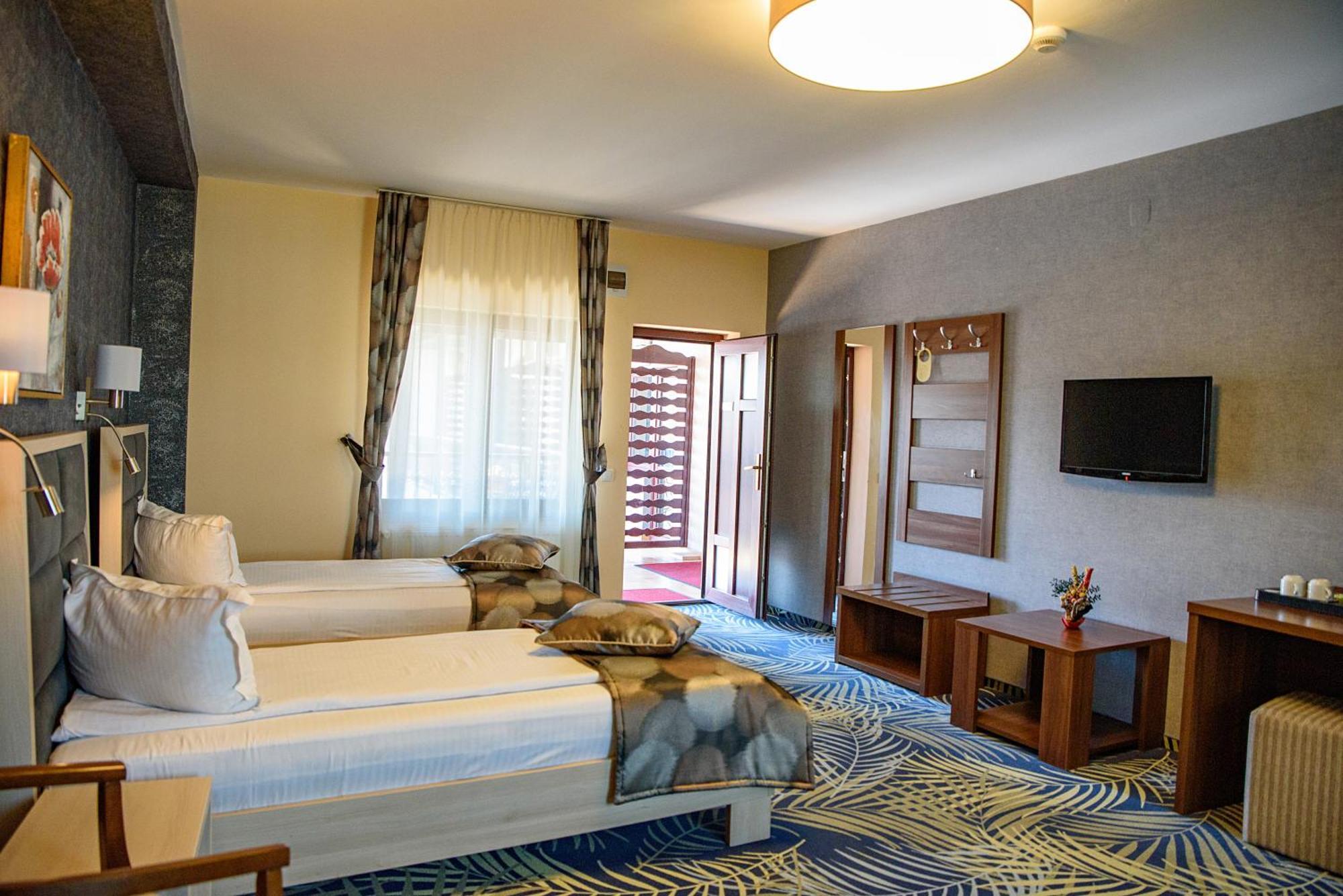 Hotel Stefani ซีบิว ภายนอก รูปภาพ