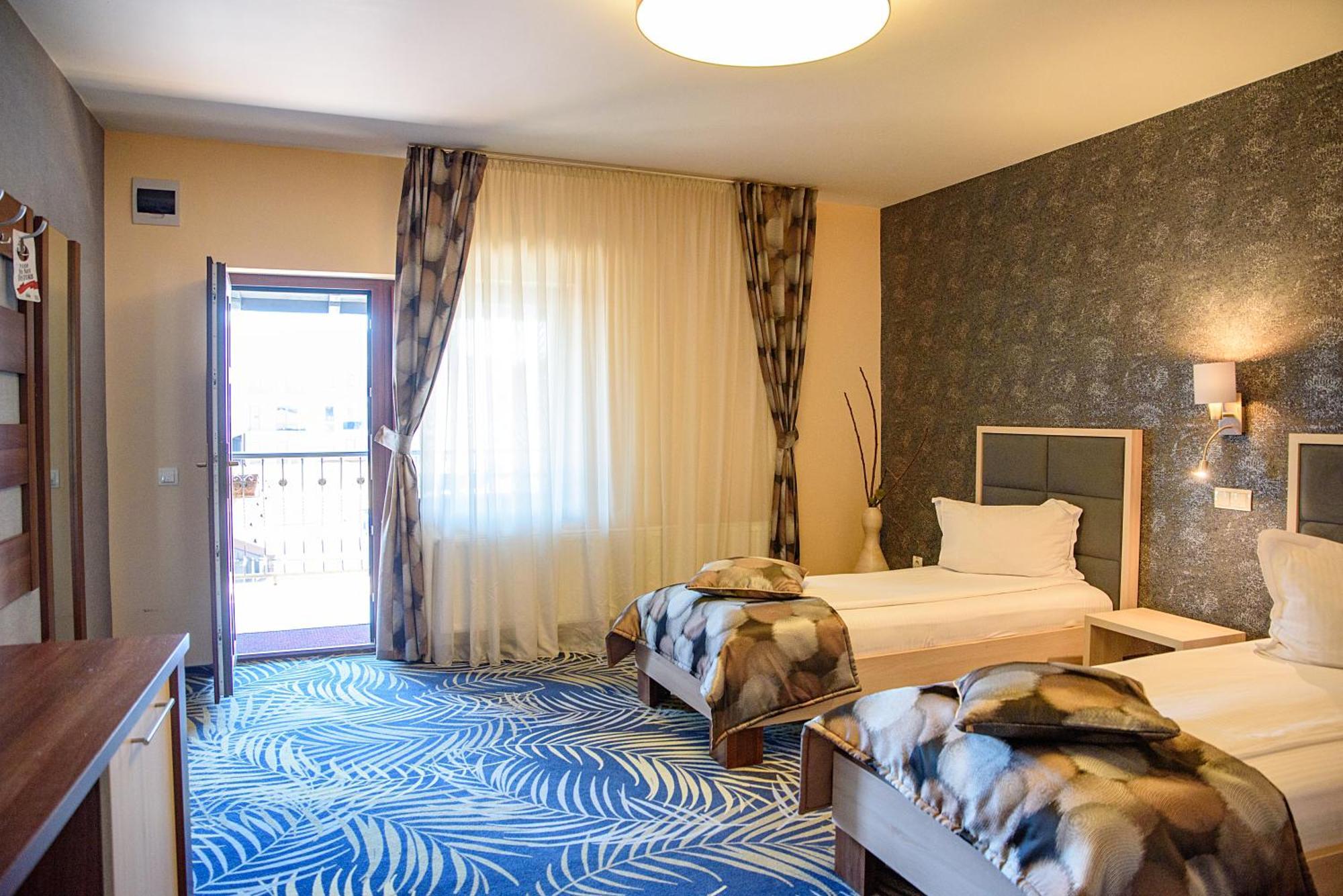 Hotel Stefani ซีบิว ภายนอก รูปภาพ