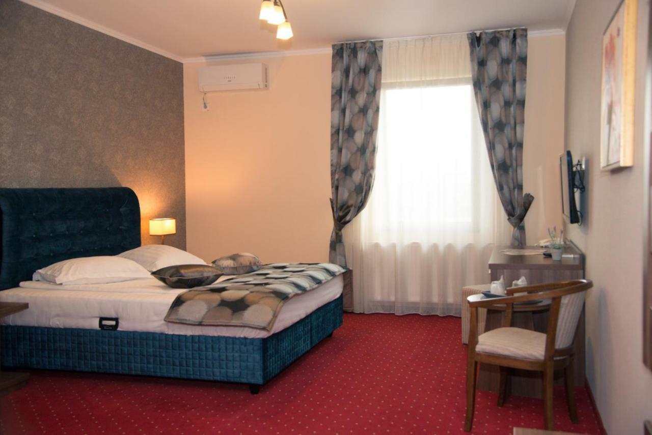 Hotel Stefani ซีบิว ภายนอก รูปภาพ