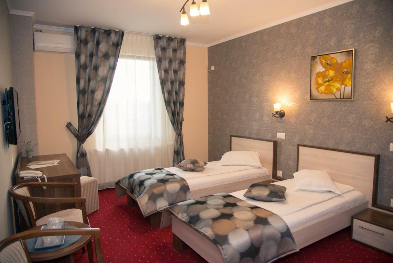 Hotel Stefani ซีบิว ภายนอก รูปภาพ